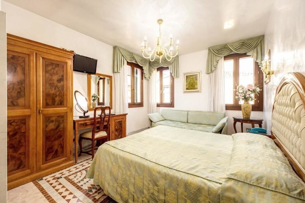 Hotel Antica Casa Carettoni à Venise Extérieur photo